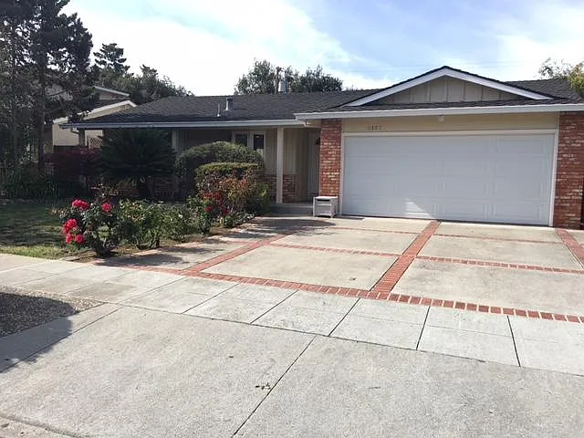 8187 Presidio Dr photo 1