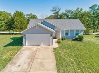 343 Beatriz Ln, De Soto, MO 63020