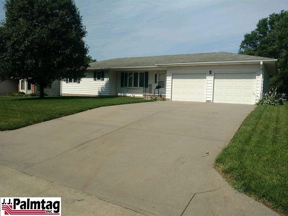 1st image of 903 Palora Cir
