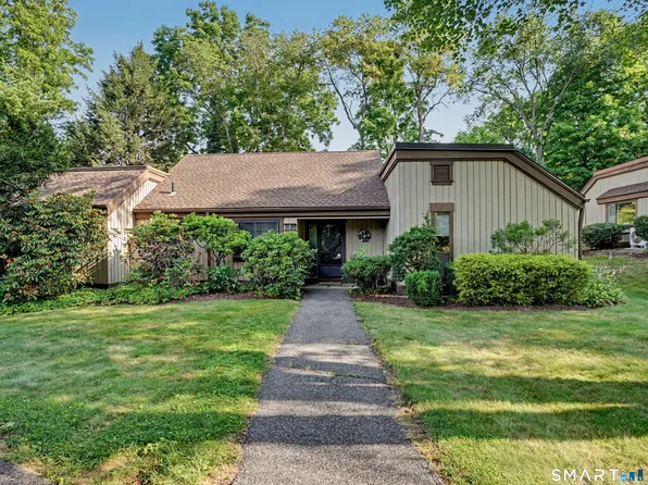 626 Heritage Village #B, Southbury, CT 06488