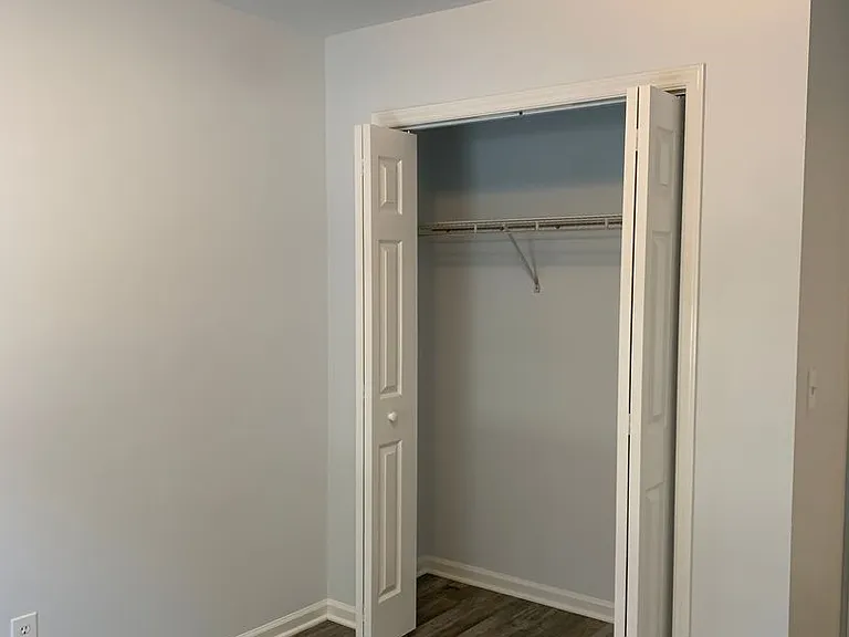 211 Friendly Ln — Photo 17