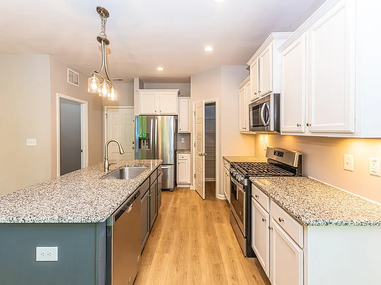 194 W Lumber Ct — Photo 4