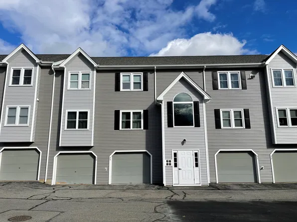 74 Tennis Plaza Rd Unit 29, Dracut, MA 01826