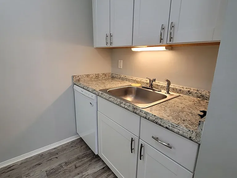 Westgate Residential Suites — Photo 6