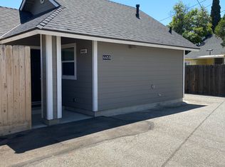 446B N Woodworth Ave, Clovis, CA 93612