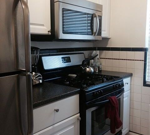 3rd image of 3416 Shaw Ave APT 4