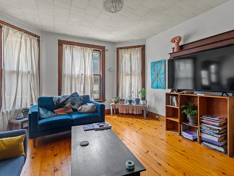 39 Tilton St #2 — Photo 15