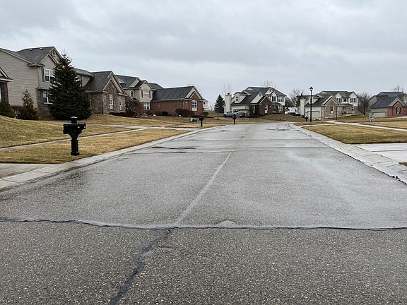 4th image of 6172 Lismore Cir
