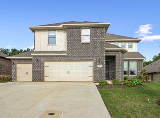 307 Ridge Dr, Justin, TX 76247