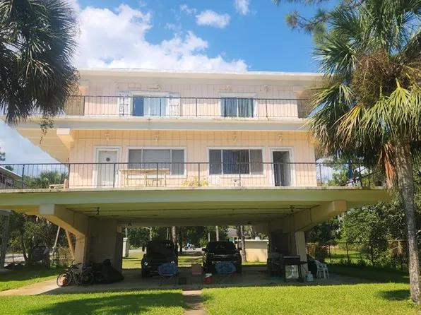 1784 Highway 98 W, Carrabelle, FL 32322