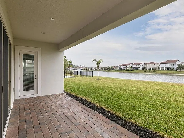 10511 Royal Cypress Way — Photo 31