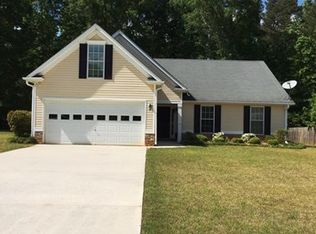 258 Sandstone Dr, Hampton, GA 30228