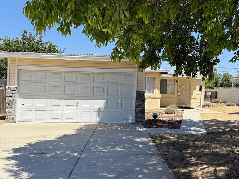 38820 Juniper Tree Rd — Photo 1