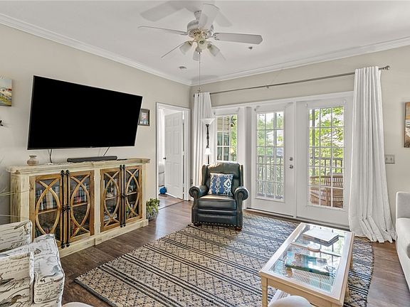 4th image of 1704 Frederica Rd APT 431