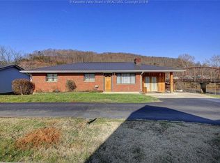 42 Hafer Dr, Elkview, WV 25071
