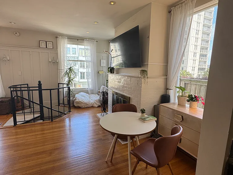 2217 Pacific Ave #1 — Photo 4