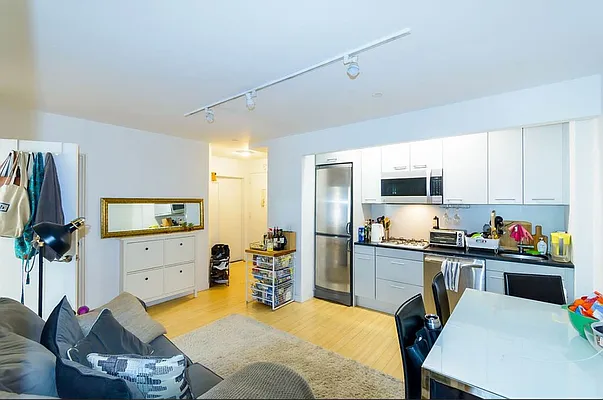 Rented by The Downtown LLC | media 16