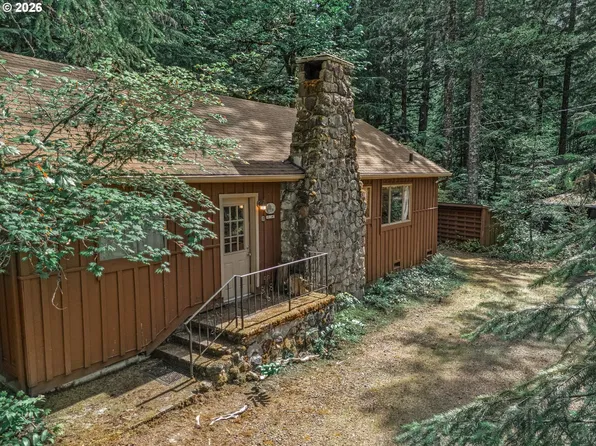 75125 Mount Hood Hwy, Rhododendron, OR 97049