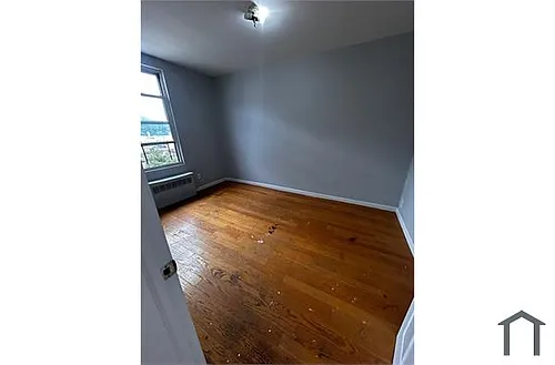 146 Beech St Photo 1