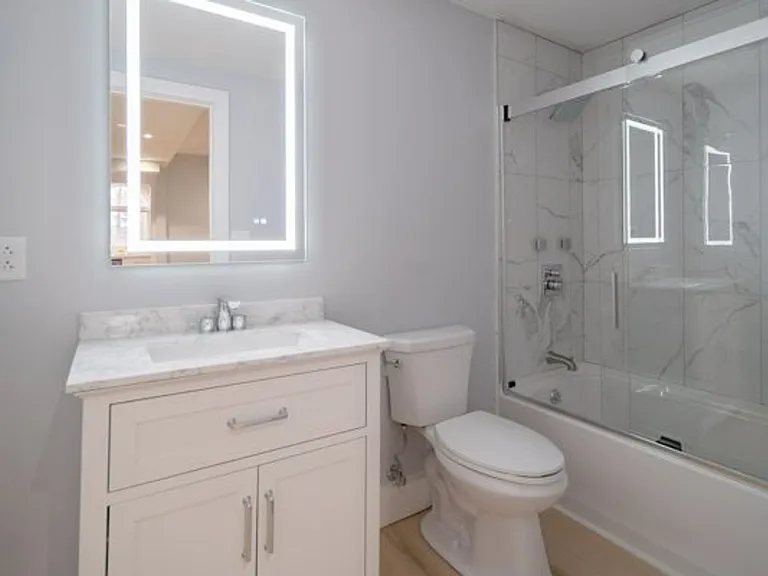 504 Stewart Ave — Photo 178