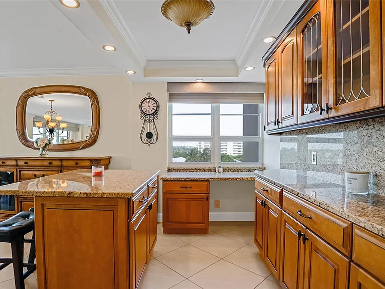 133 N Pompano Beach Blvd #501 — Photo 18