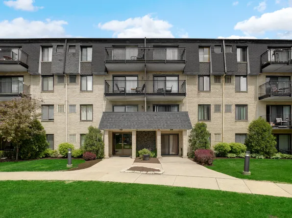 10735 W 5th Avenue Cutoff #404, La Grange, IL 60525