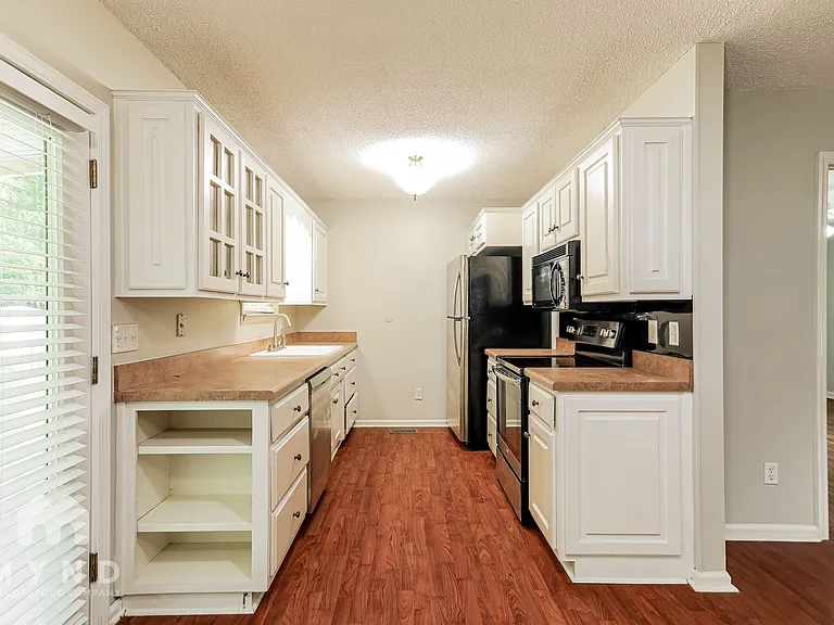 6717 San Moore Dr — Photo 12