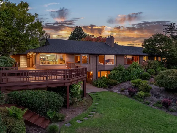17849 Upper Cherry Ln, Lake Oswego, OR 97034