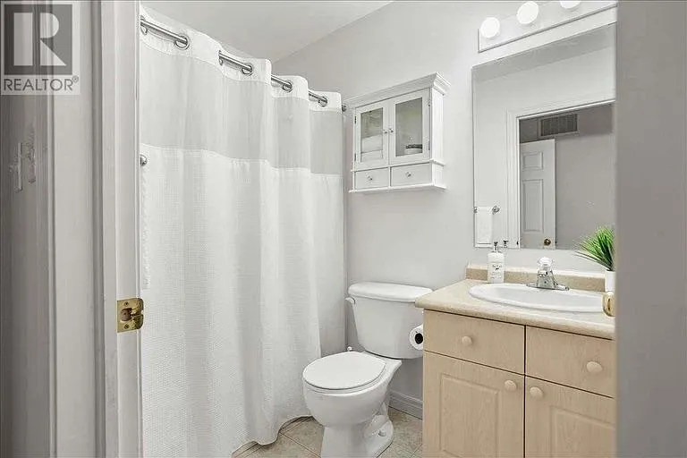 63 Georgian Meadows Dr #1 — Photo 6