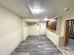 17 E 51st St #B1, Bayonne, NJ 07002