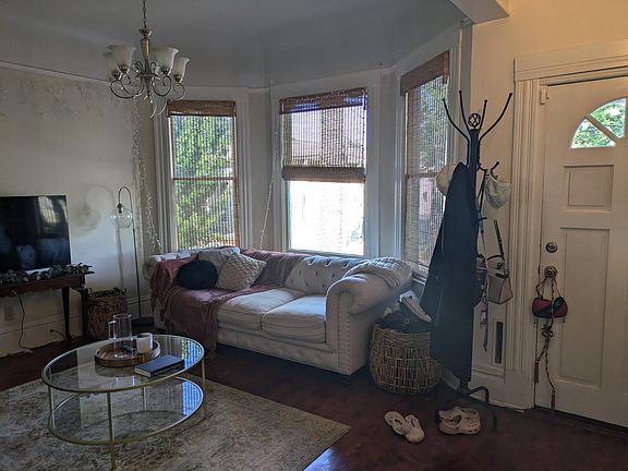 3rd image of 1320 19th St APT C
