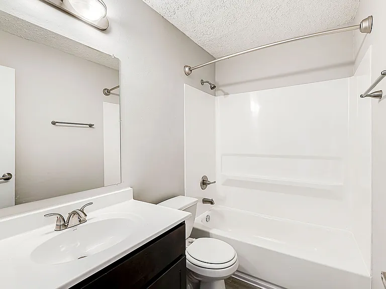 Ninth Avenue Apartments — Photo 30