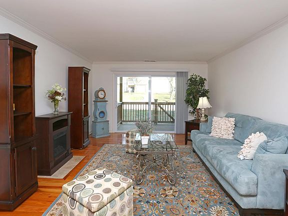 4th image of 606 Preston Dr APT 310