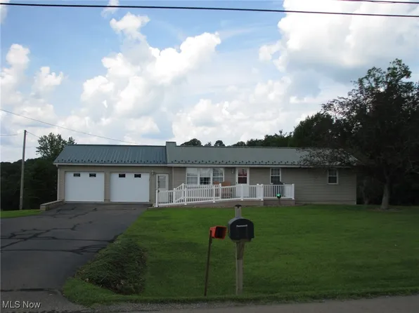 2603 State Route 83, Millersburg, OH 44654