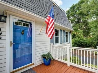 196 Crossfield Rd, Franklin, MA 02038