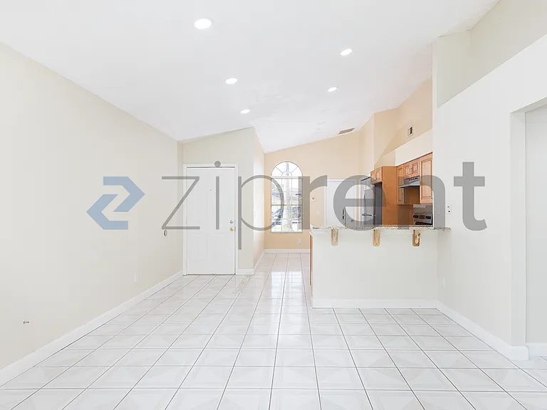 5425 Wood Crossing St — Photo 3