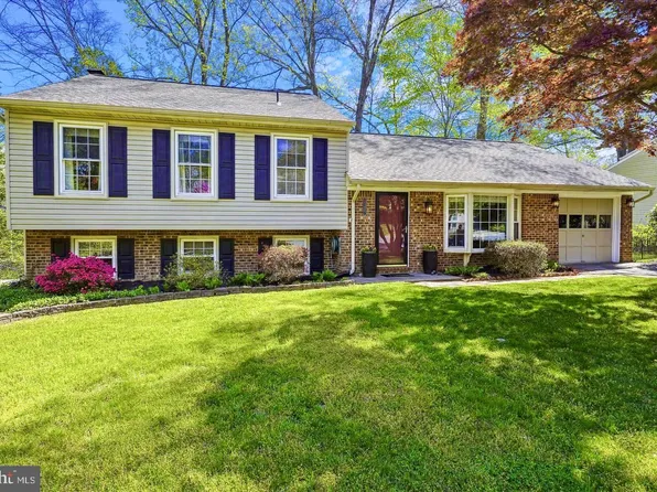 15887 Cliffbrook Ct, Dumfries, VA 22025