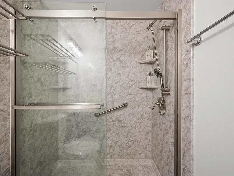 620 Holbrook Ct #101 — Photo 37