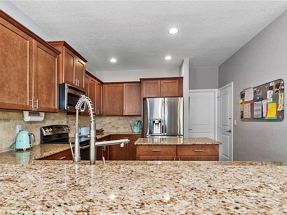 5th image of 2973 SW Venice Ct