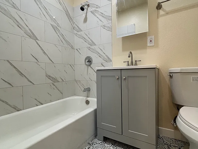 5306 Cimarron St #B7 — Photo 2
