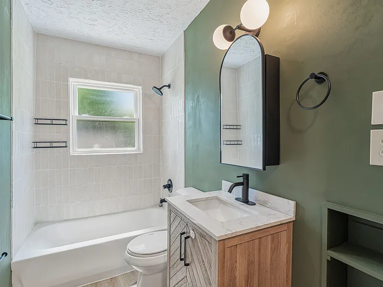 2531 Keystone Ave — Photo 21