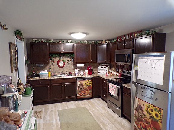 2nd image of 1040 Independence Dr