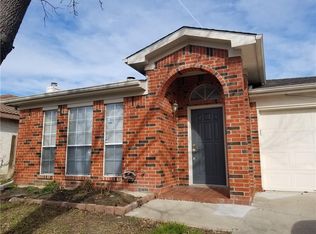 407 Sea Rim Dr, Arlington, TX 76018