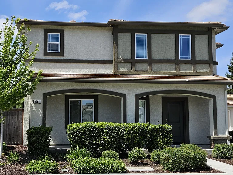 4385 Silver Cedar Ln — Photo 1