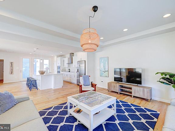 4th image of 26 Old Orchard Ave #T211h