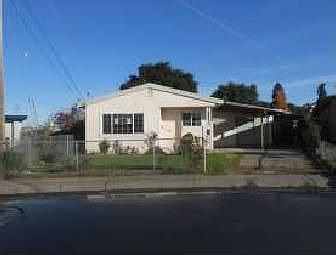 1st image of 136 Garibaldi Dr