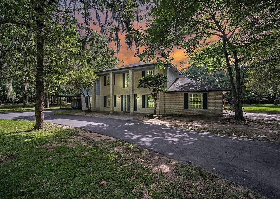 1st image of 26715 S Creek Dr