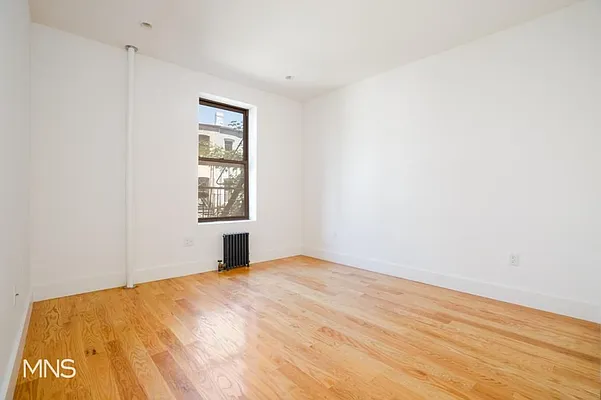 Rented by MNS Marketing | media 12