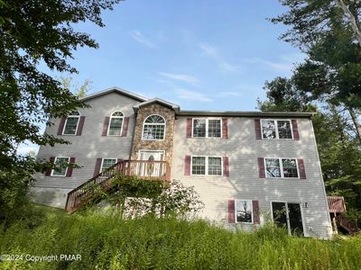 2777 Pocono Cir, Bartonsville, PA, 18321