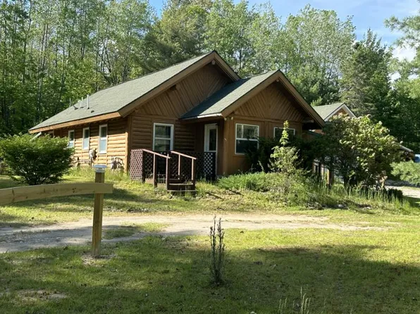 12730 Twin Lakes Rd, Atlanta, MI 49709